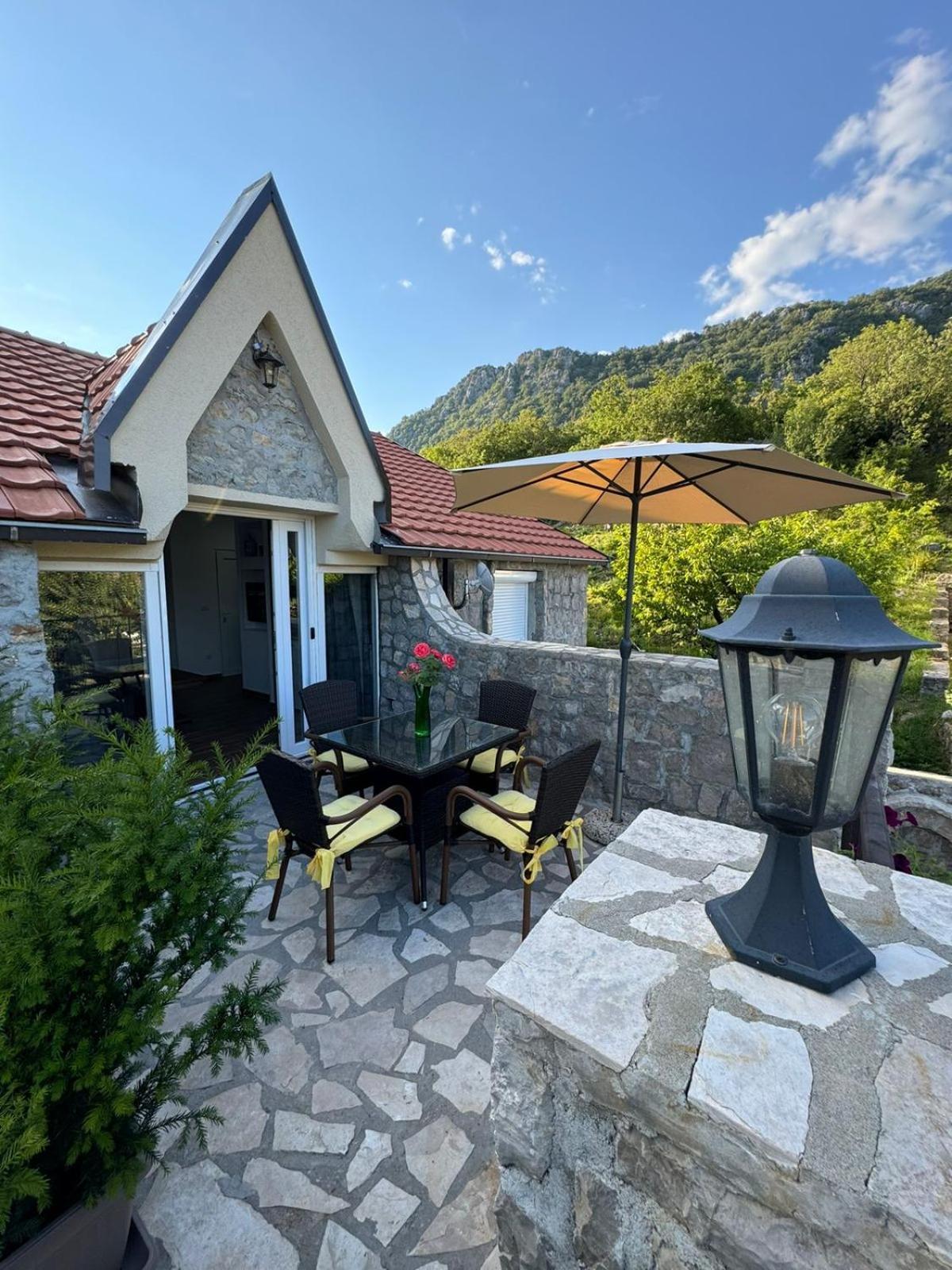 Villagio Virpazar Exteriör bild