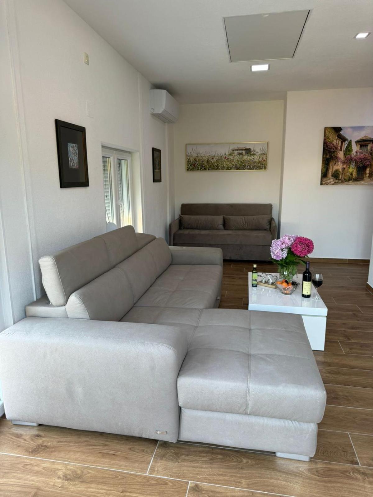 Villagio Virpazar Exteriör bild