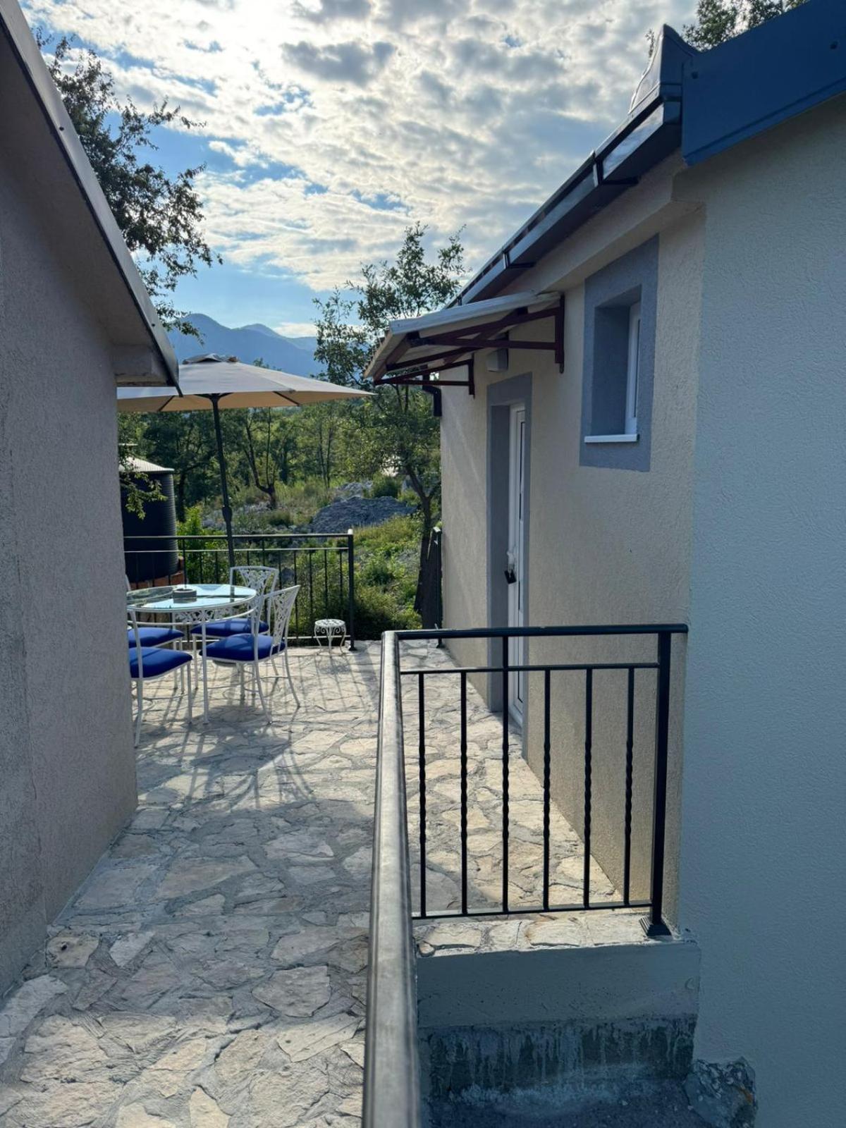 Villagio Virpazar Exteriör bild